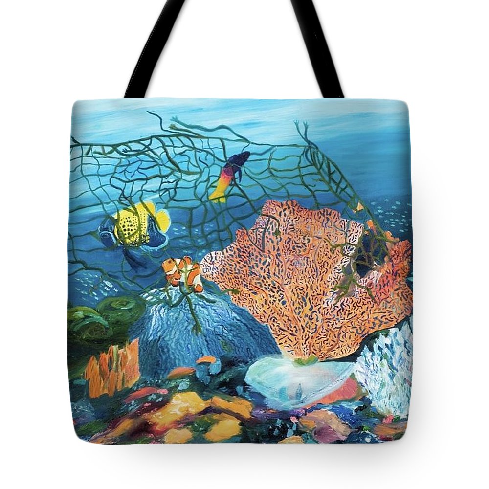 Caught in coral - Tote Bag