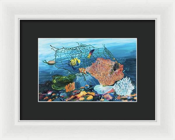 Caught in coral - Framed Print